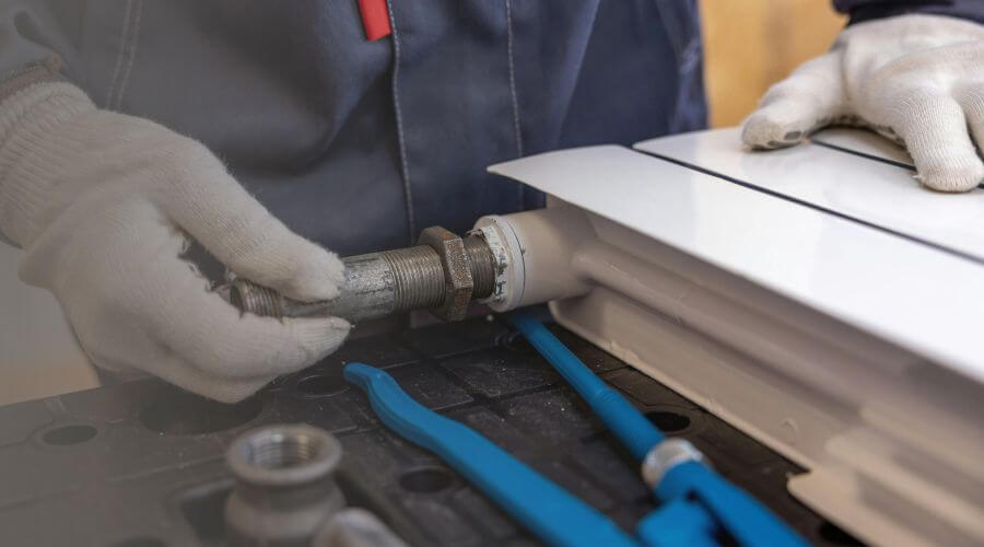 Local expert plumbing services in Knickerbocker, TX